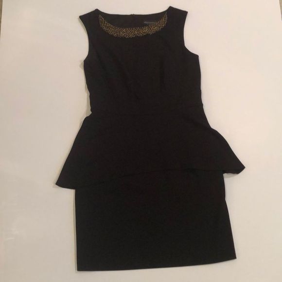 Elegant gorgeous dress - Picture 3 of 8